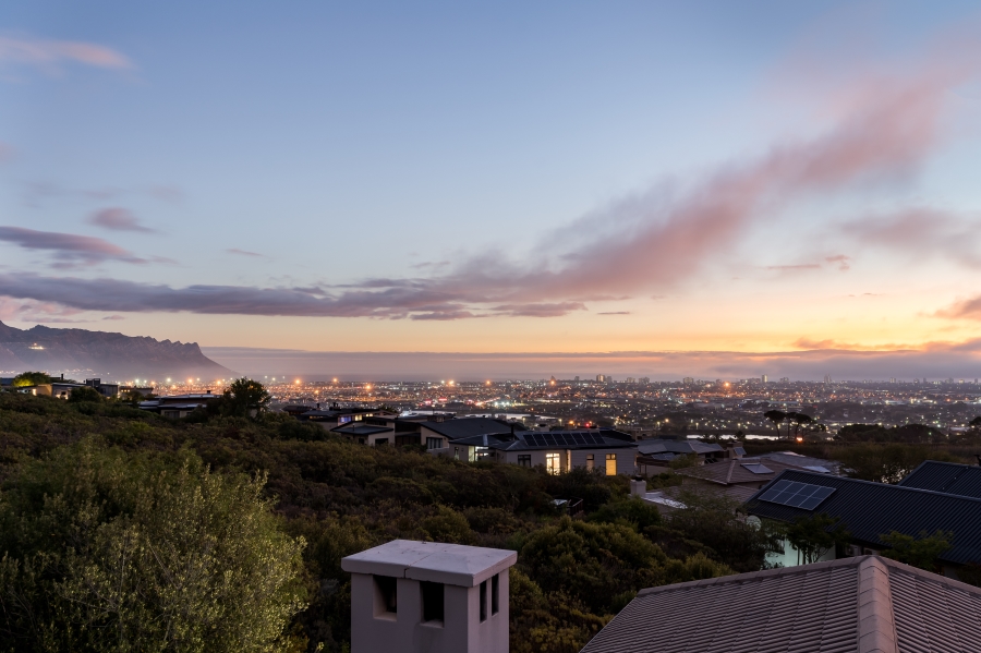 5 Bedroom Property for Sale in Boskloof Eco Estate Western Cape